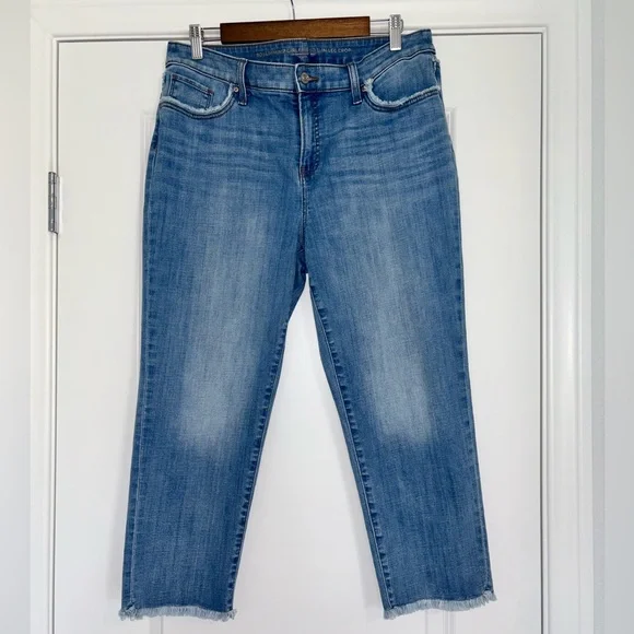 Chico’s Girlfriend Frayed Cropped Jeans Frayed Ankle Length Pashmina Indigo - Picture 1 of 8